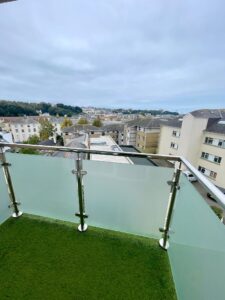 Studio Flat with parking, St Helier