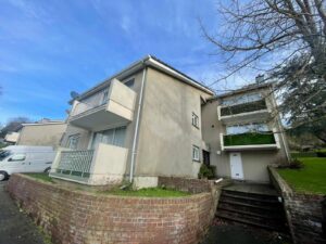St Helier, One Bedroom Flat, Parking and Balcony